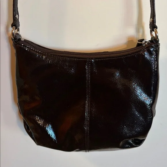 Beautiful Coach Hobo Crossbody Bag in Deep Ox Blood Patent Leather - Picture 7 of 14